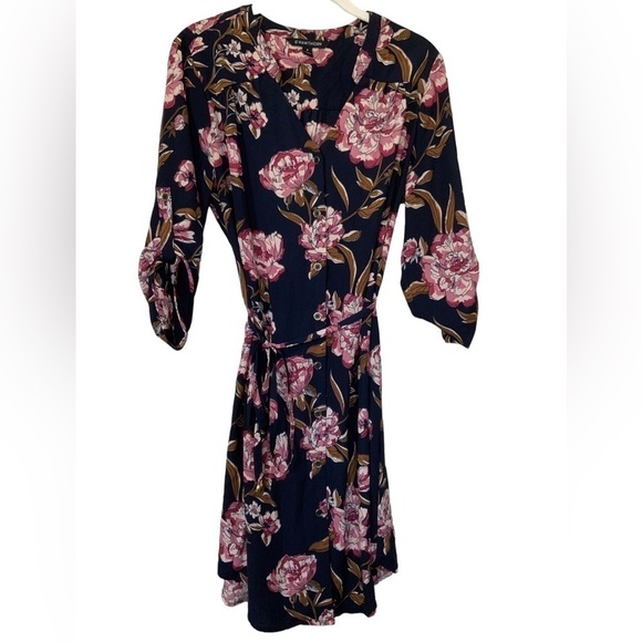 41 Hawthorn 🆕 Button-Up Belted Shirt Style Navy with Pink Floral Dress NWOT- M - Picture 1 of 10